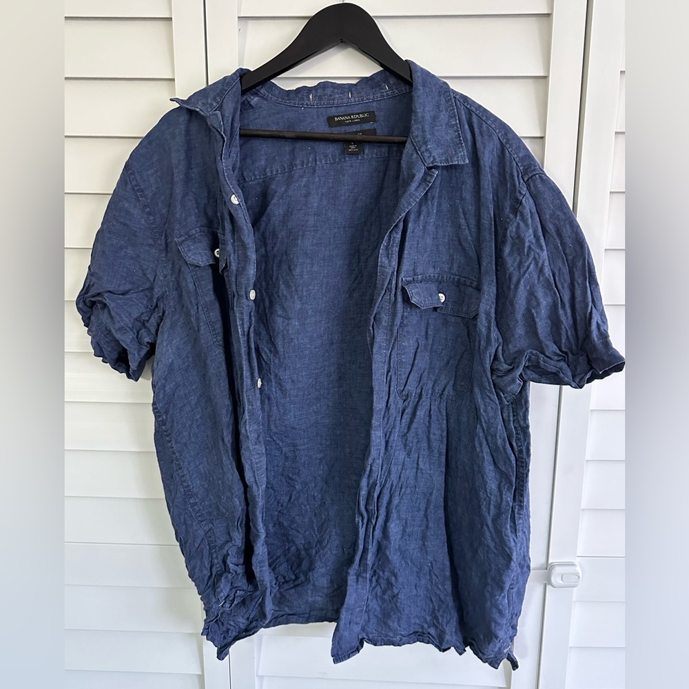 Banana Republic Blue Casual Button Down Shirt